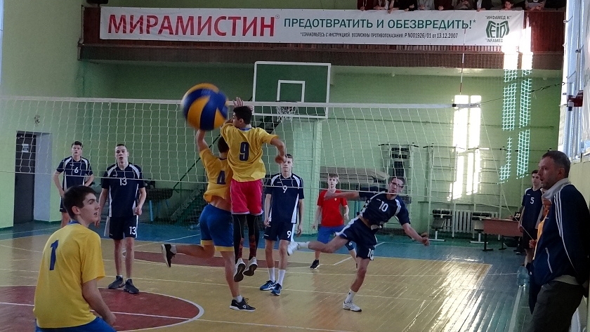 IX турнир по волейболу памяти войнов-интернационалистов прошел в Черняховске